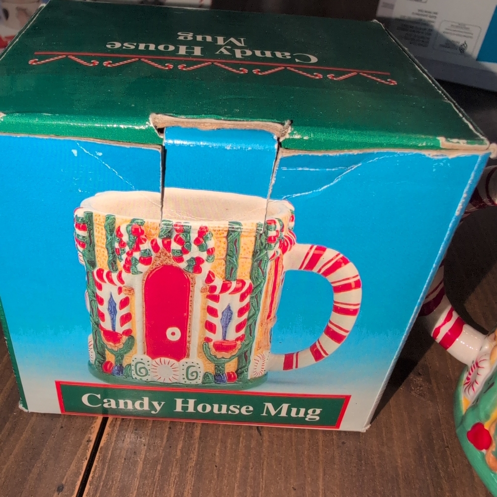 Candy House Mug - Picture 4 of 5